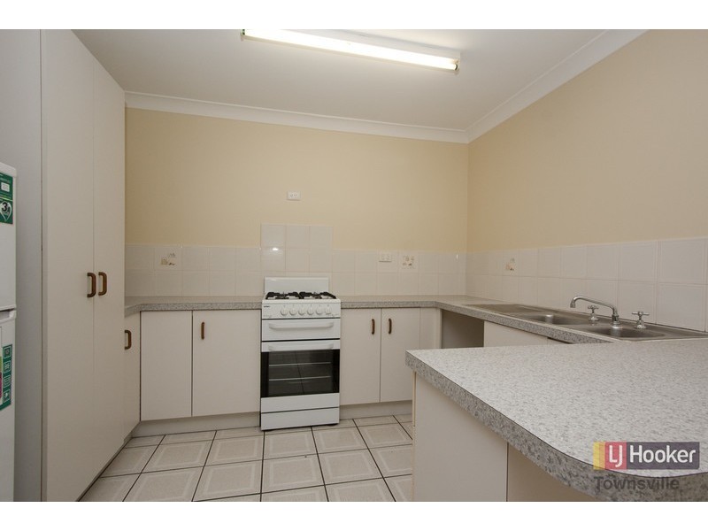 5/3 Campbell Street, Hermit Park QLD 4812