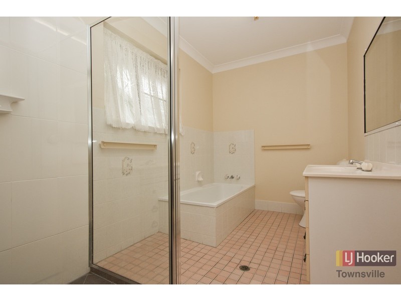 5/3 Campbell Street, Hermit Park QLD 4812