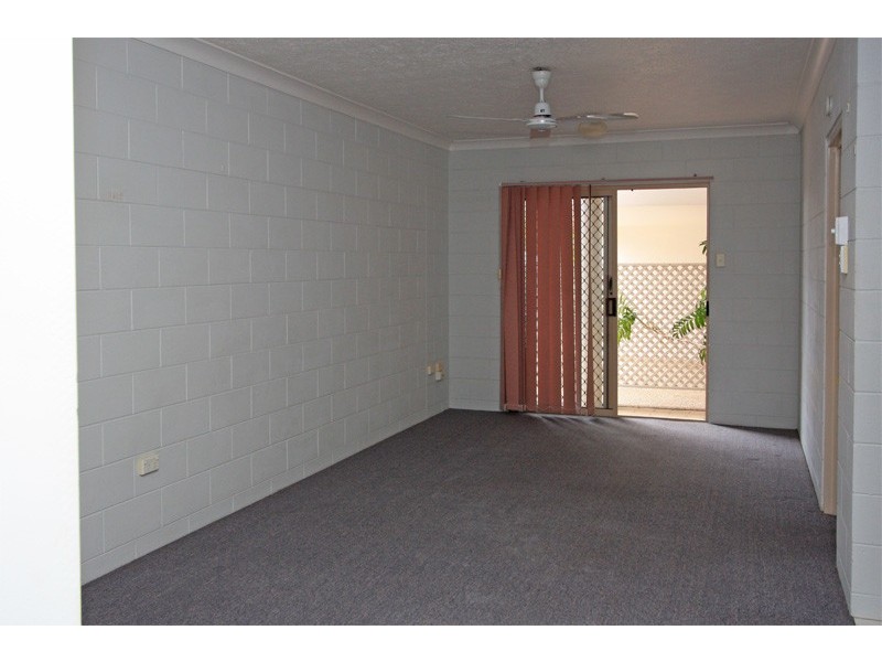 9/133-137 Ireland Street, Oonoonba QLD 4811