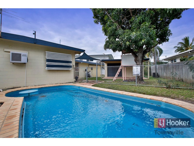 2 Reynolds Street, Kirwan QLD 4817