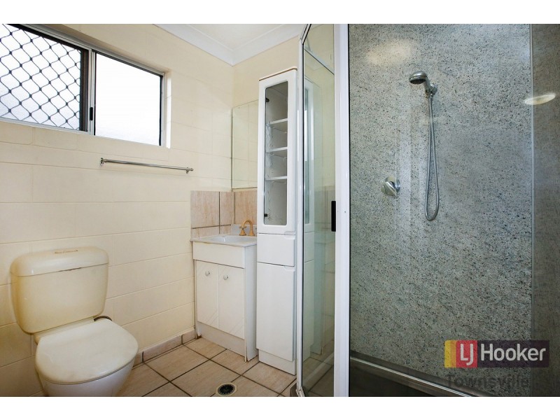 2 Reynolds Street, Kirwan QLD 4817