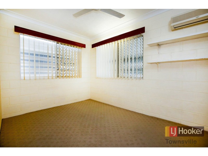 2 Reynolds Street, Kirwan QLD 4817