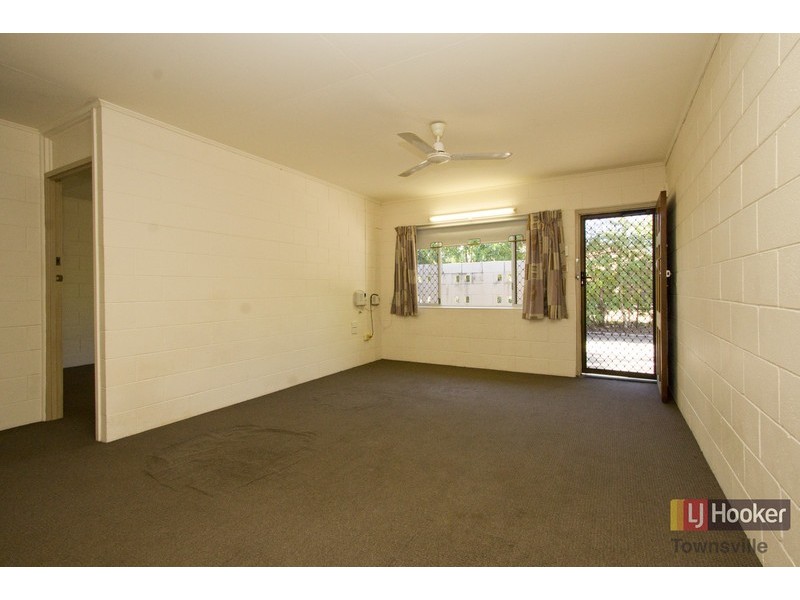 1/23 Caroline Street, Aitkenvale QLD 4814