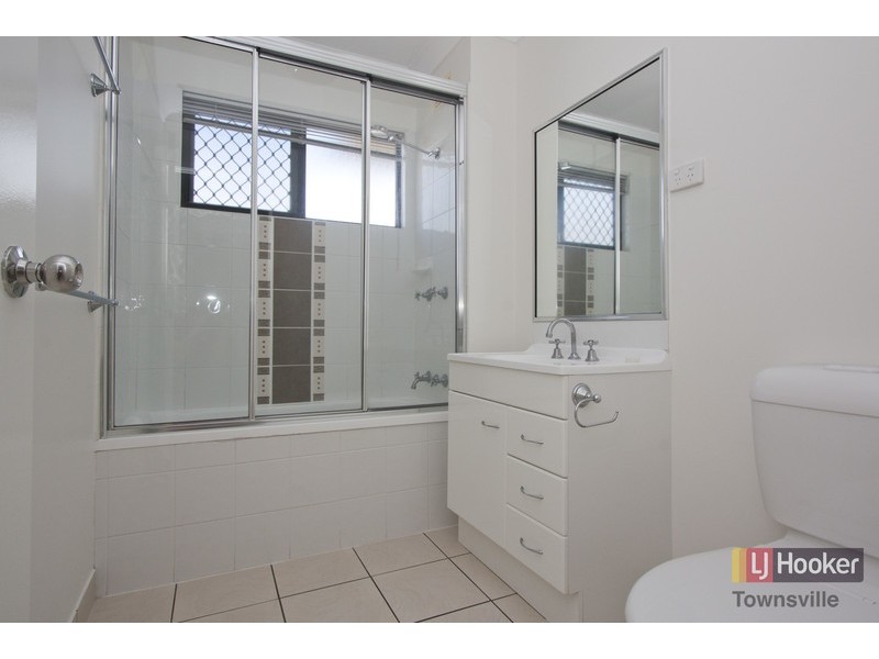 10/2 Freshwater Drive, Douglas QLD 4814