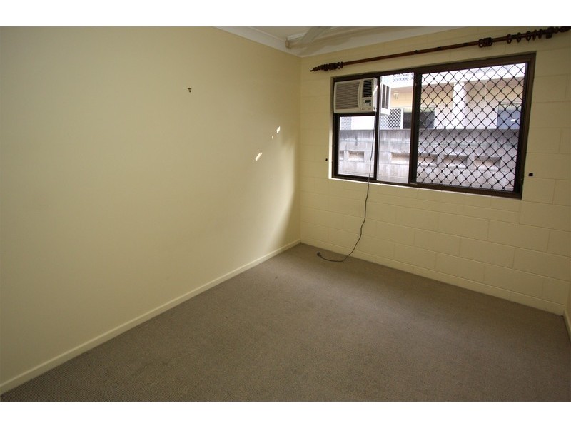 2/4 Pope Street, Aitkenvale QLD 4814