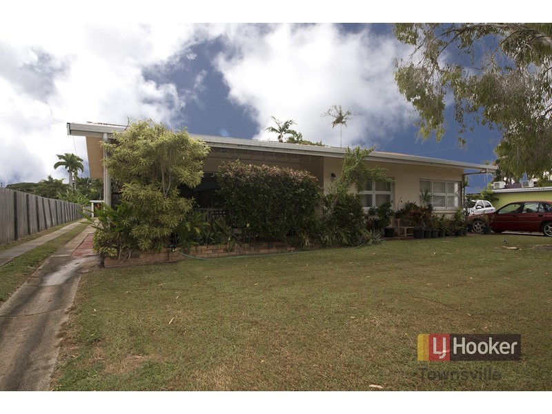 2/53 Diprose Street, Pimlico QLD 4812