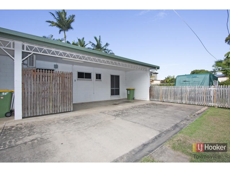 3/4 Campbell Street, Hermit Park QLD 4812