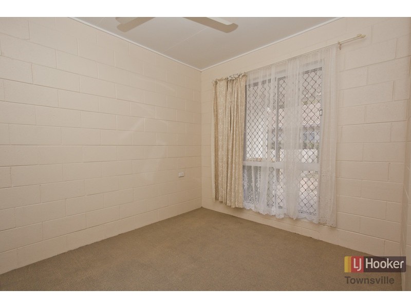 3/4 Campbell Street, Hermit Park QLD 4812