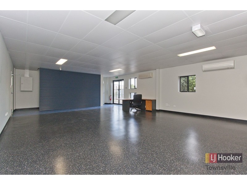 25-27 Tarzan Street, Mount St John QLD 4818