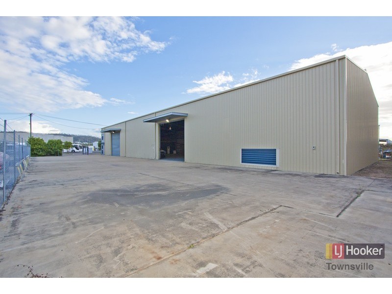 25-27 Tarzan Street, Mount St John QLD 4818