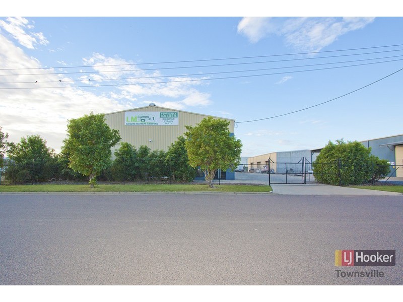 25-27 Tarzan Street, Mount St John QLD 4818