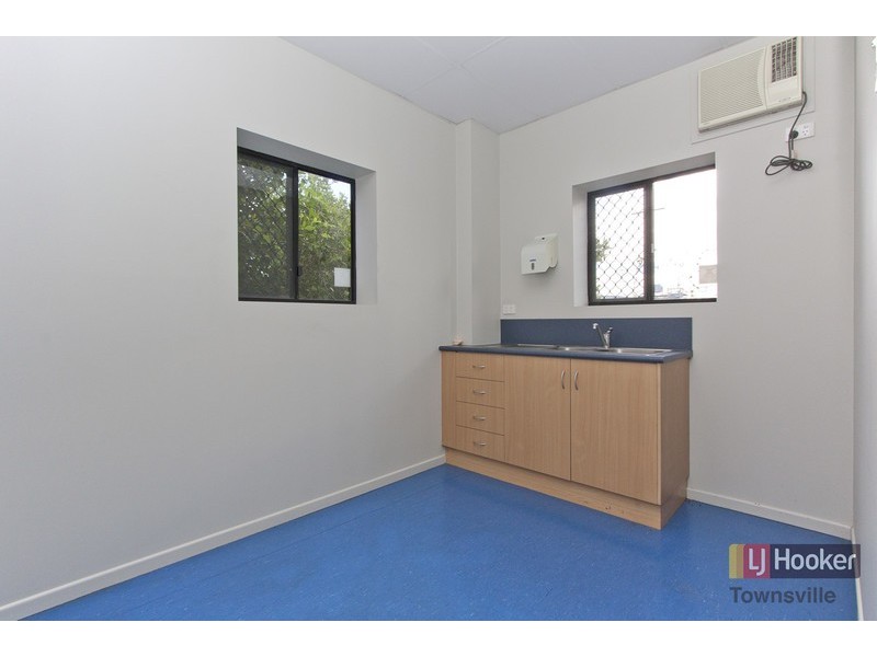 25-27 Tarzan Street, Mount St John QLD 4818