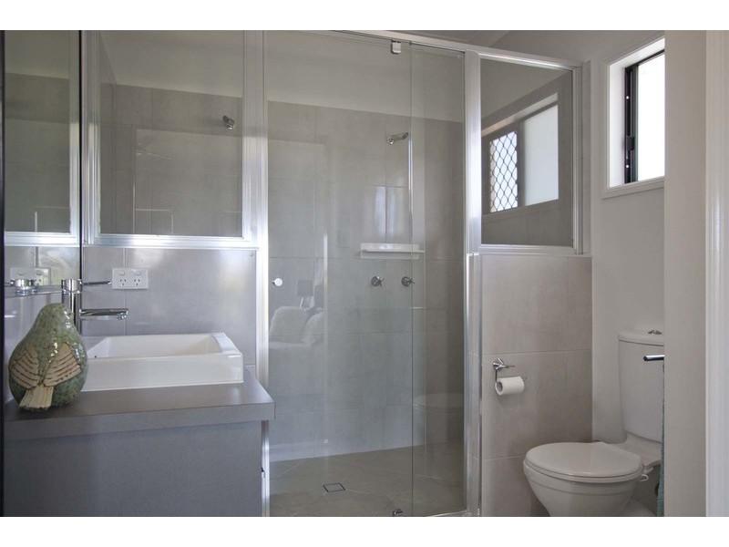 26 Velasco Street, Burdell QLD 4818