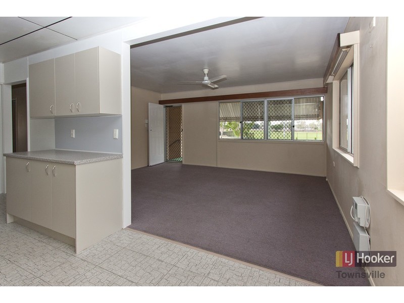 107 Nathan Street, Cranbrook QLD 4814