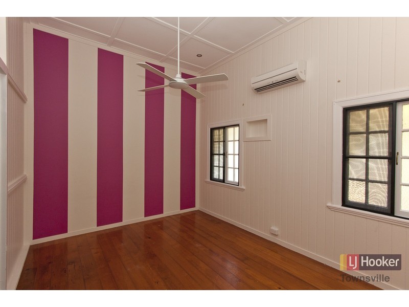 5 Gilbert Crescent, Castle Hill QLD 4810