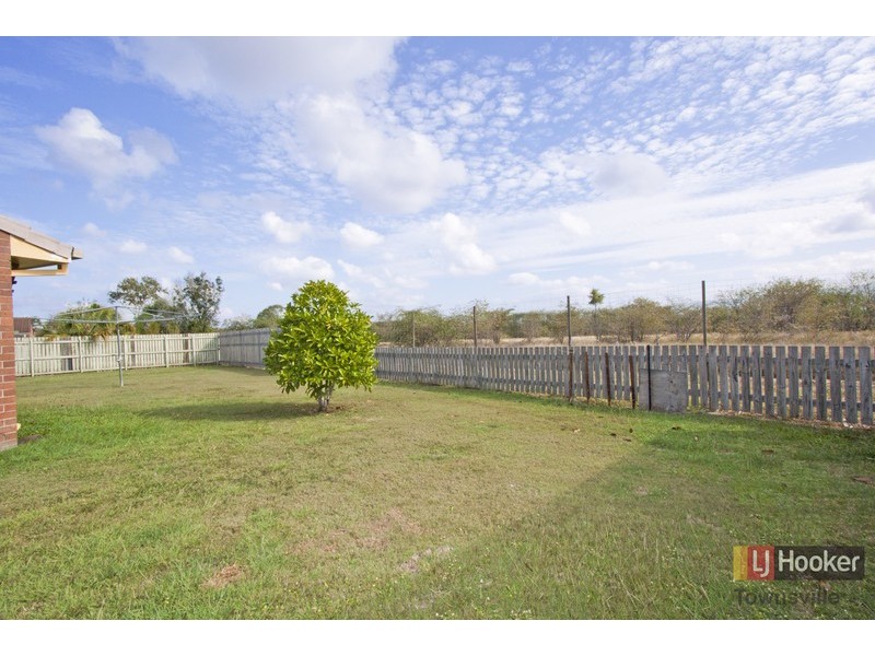 25 Geoffrey Court, Rasmussen QLD 4815