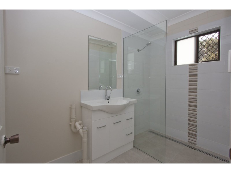 6 Finette Court, Rasmussen QLD 4815