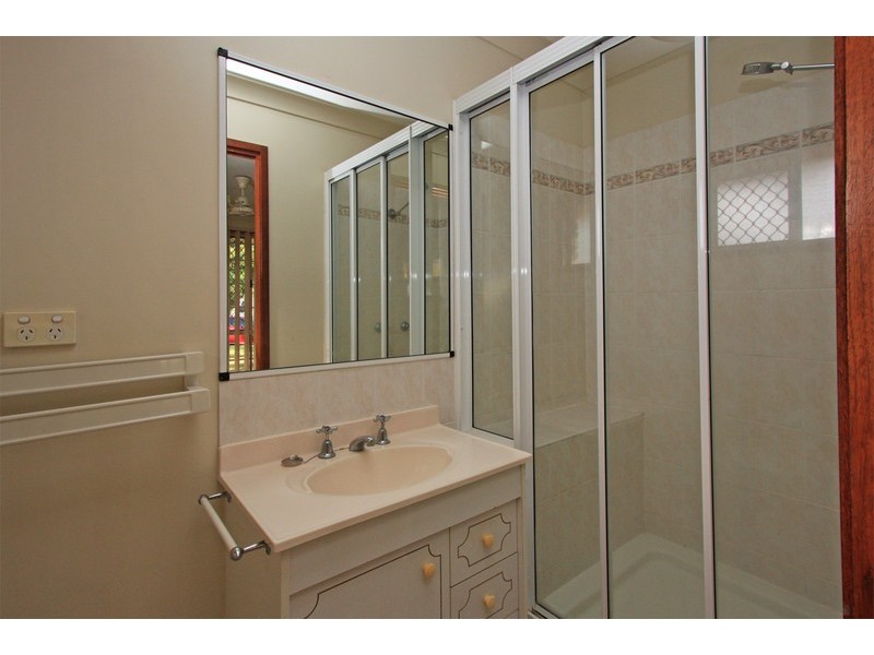 6 Madrid Court, Kirwan QLD 4817