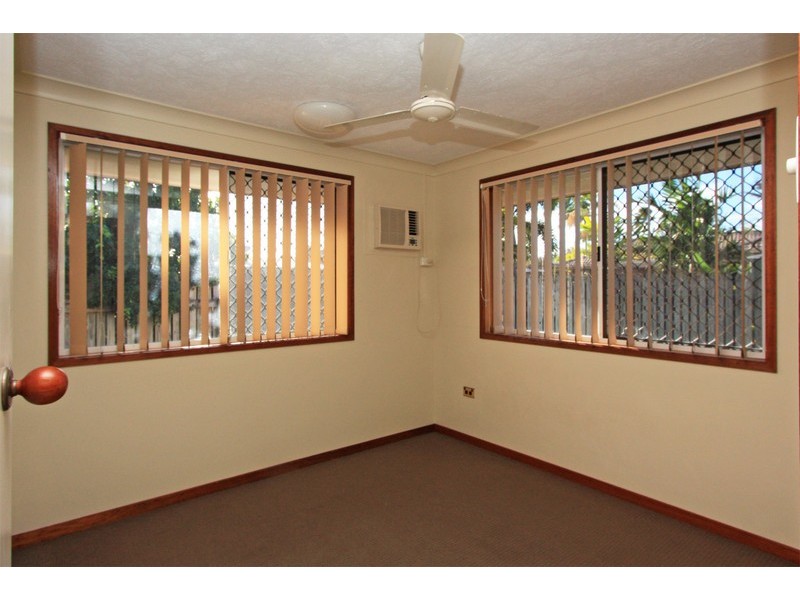 6 Madrid Court, Kirwan QLD 4817