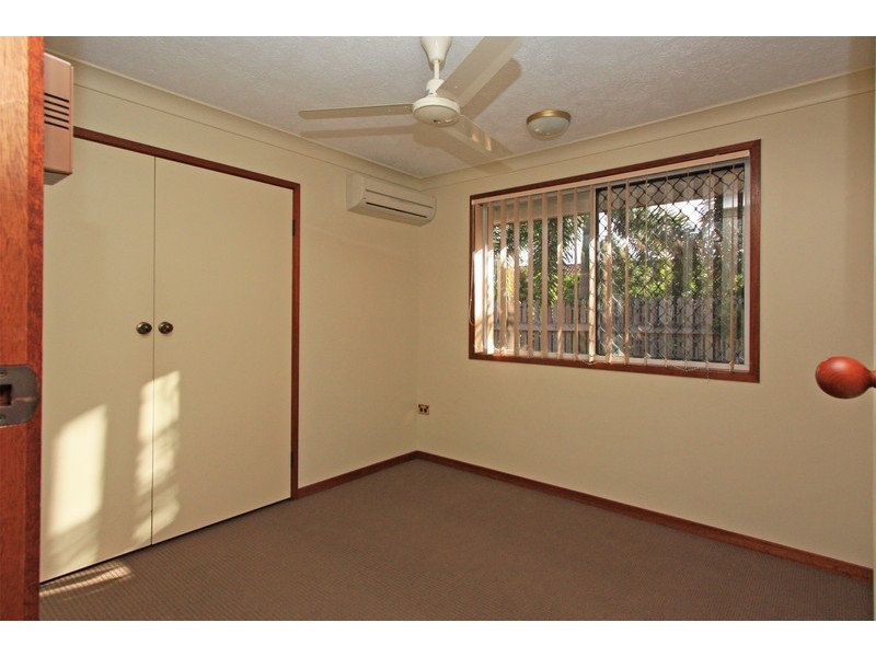 6 Madrid Court, Kirwan QLD 4817