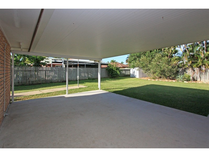 6 Madrid Court, Kirwan QLD 4817