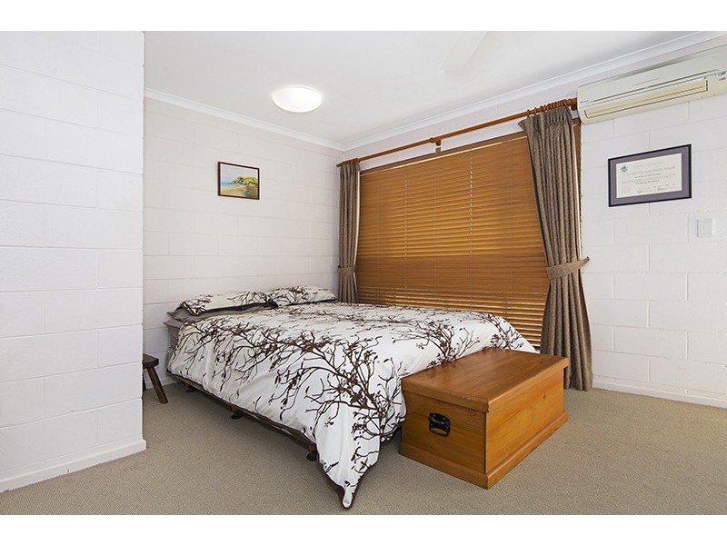 2/22 Stuart Street, North Ward QLD 4810