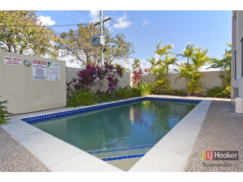 6/13 Albert Street, Cranbrook QLD 4814