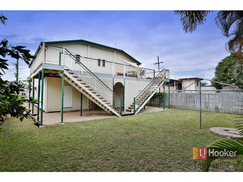 9 Tully Street, South Townsville QLD 4810