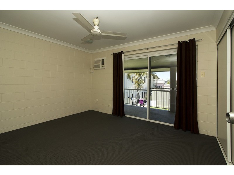 2/7 Palmerston Street, Pimlico QLD 4812