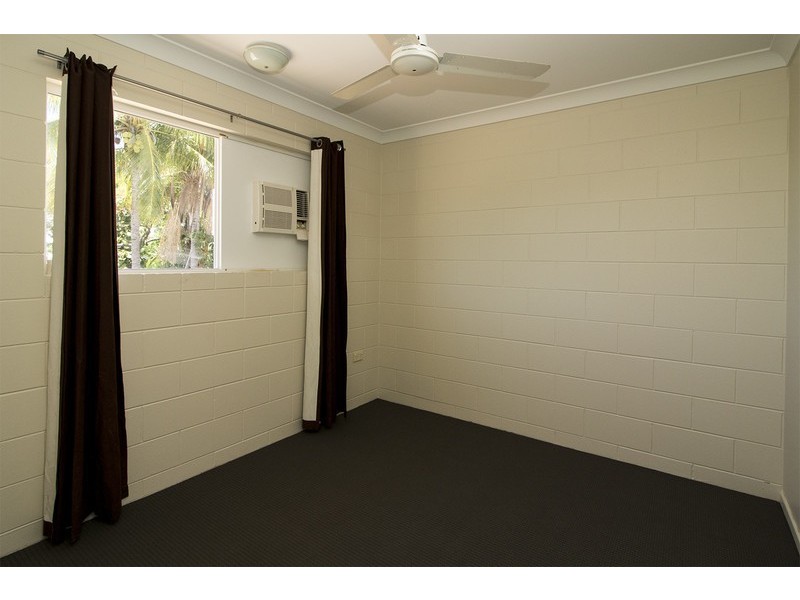 2/7 Palmerston Street, Pimlico QLD 4812