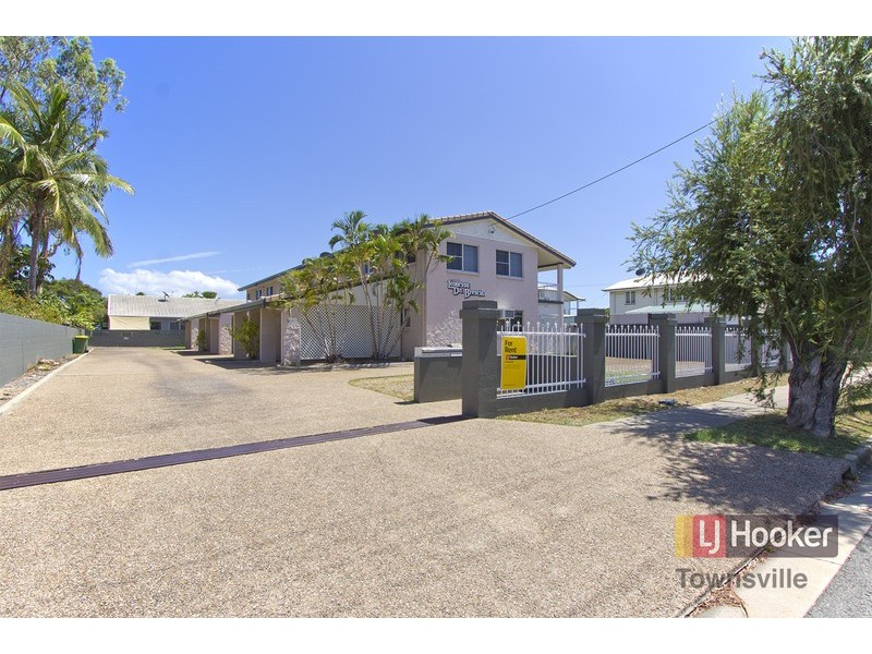 2/7 Palmerston Street, Pimlico QLD 4812
