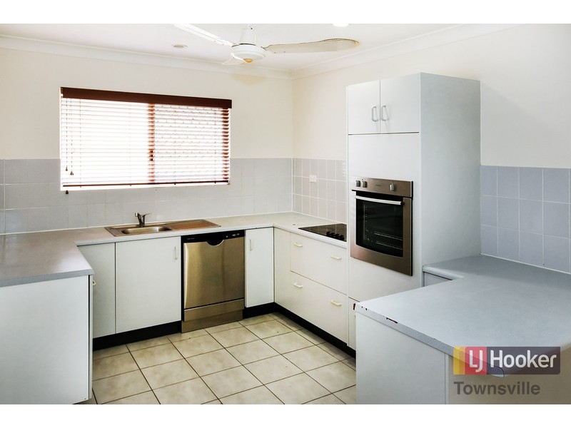 2 Corveth Street, Kirwan QLD 4817