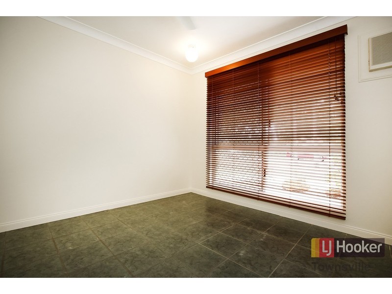 2 Corveth Street, Kirwan QLD 4817