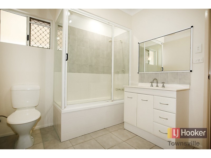 2 Corveth Street, Kirwan QLD 4817