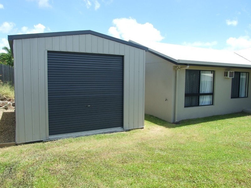 6 Tambo Court, Mount Louisa QLD 4814