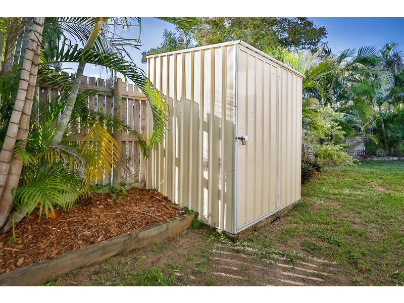 33 Nix Street, West End QLD 4810