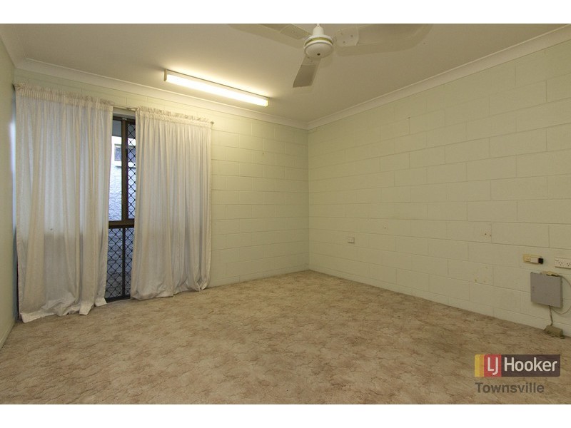 11/358-360 Ross River Road, Cranbrook QLD 4814