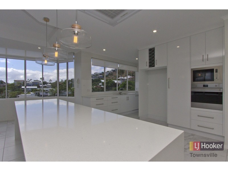 3/320 Stanley Street, North Ward QLD 4810