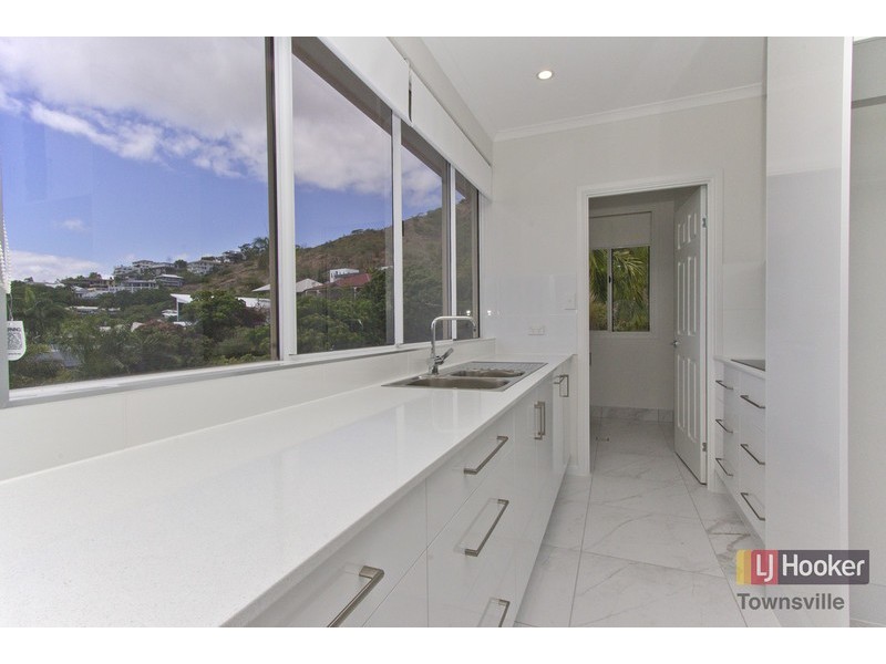 3/320 Stanley Street, North Ward QLD 4810