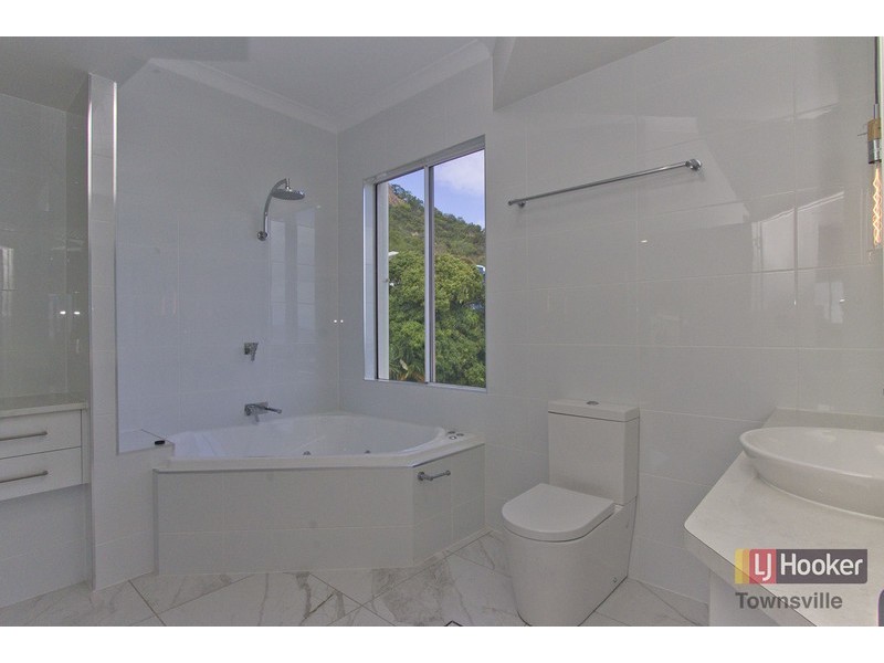 3/320 Stanley Street, North Ward QLD 4810