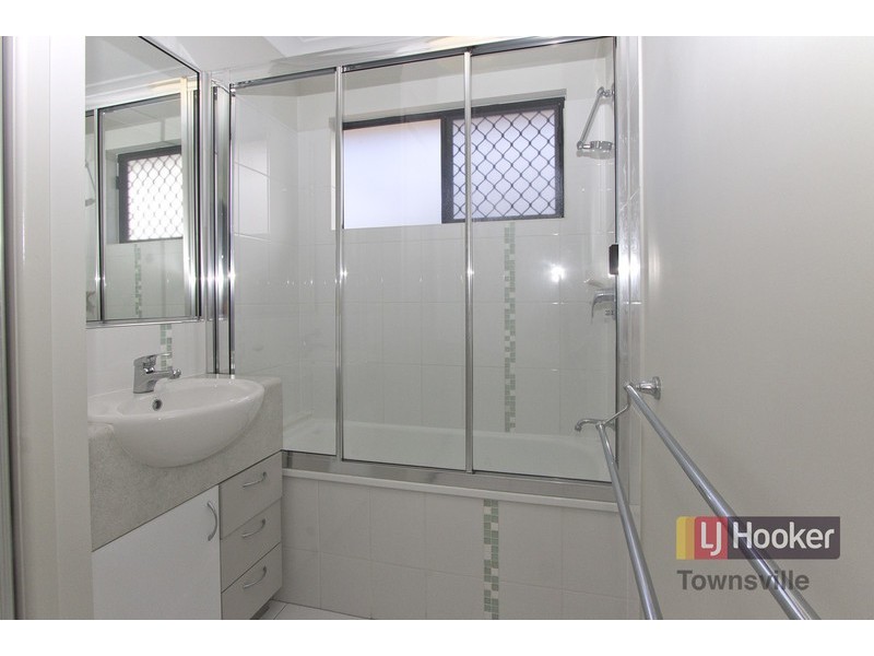 7 Coolidge Street, Mount Louisa QLD 4814