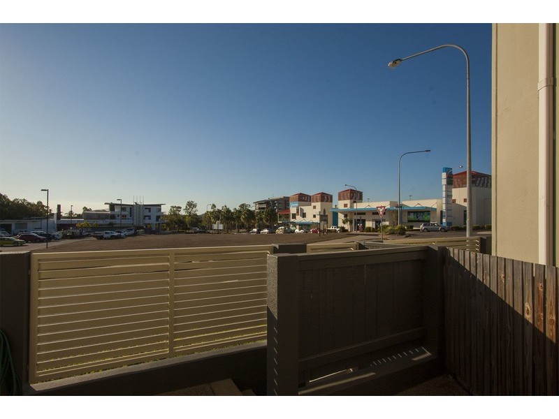 1/2 Freshwater Drive, Douglas QLD 4814