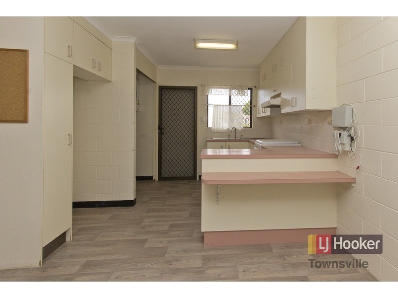 14/131 Ross River Road, Mundingburra QLD 4812