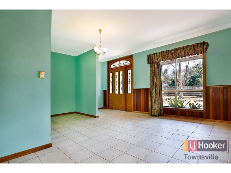 2 Tulloch Court, Kelso QLD 4815