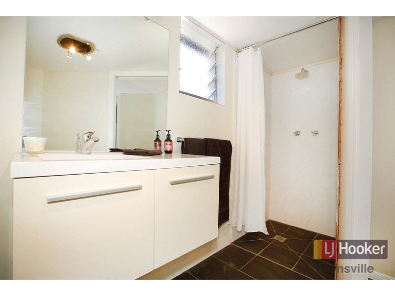 21 Launder Street, Mundingburra QLD 4812