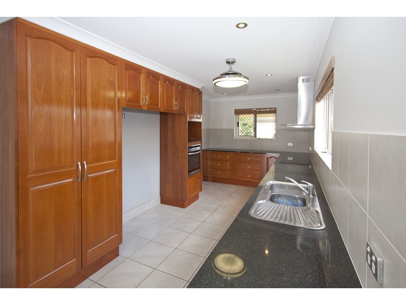 13 Concord Crescent, Kirwan QLD 4817