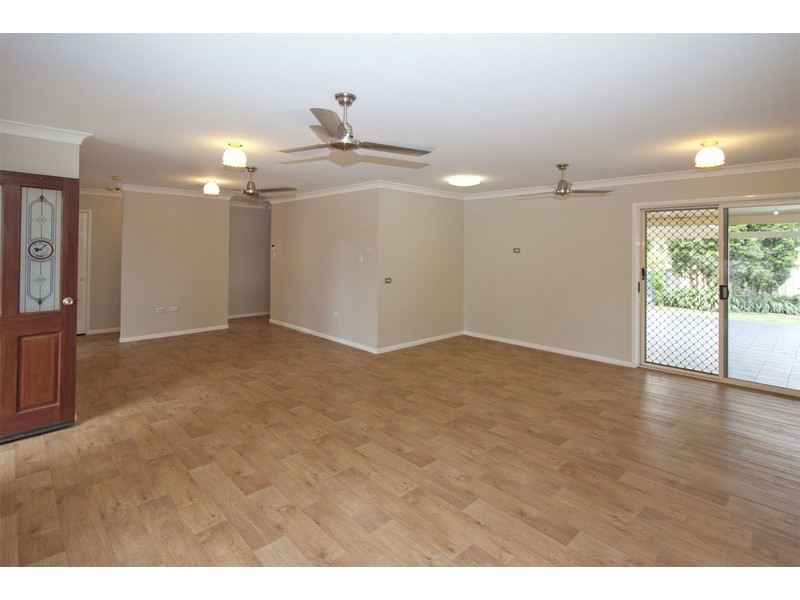 13 Concord Crescent, Kirwan QLD 4817