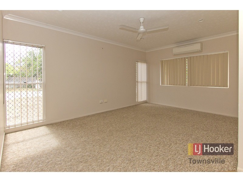 1 Koala Court, Kelso QLD 4815