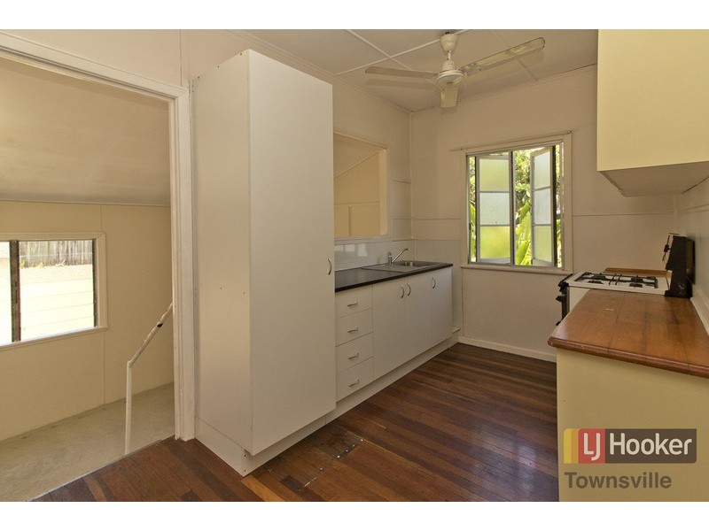 37 Mcdonald Street, Gulliver QLD 4812