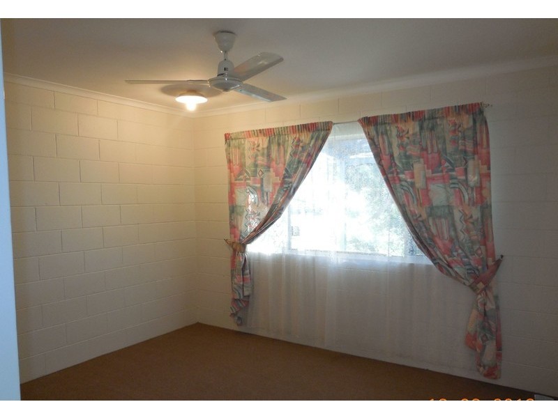 2/9 Hall Street, Kirwan QLD 4817